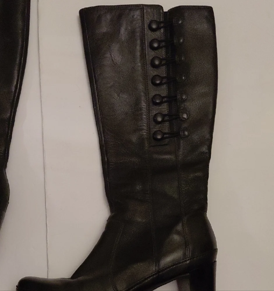 Clarks Womens Black Leather Knee-High Block Heeled Boots Sz 8.5W - Picture 1 of 11